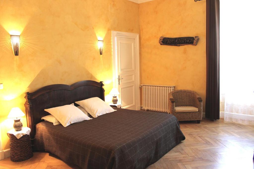 Chambres d'Hôtes Château de Viviez Quarto foto